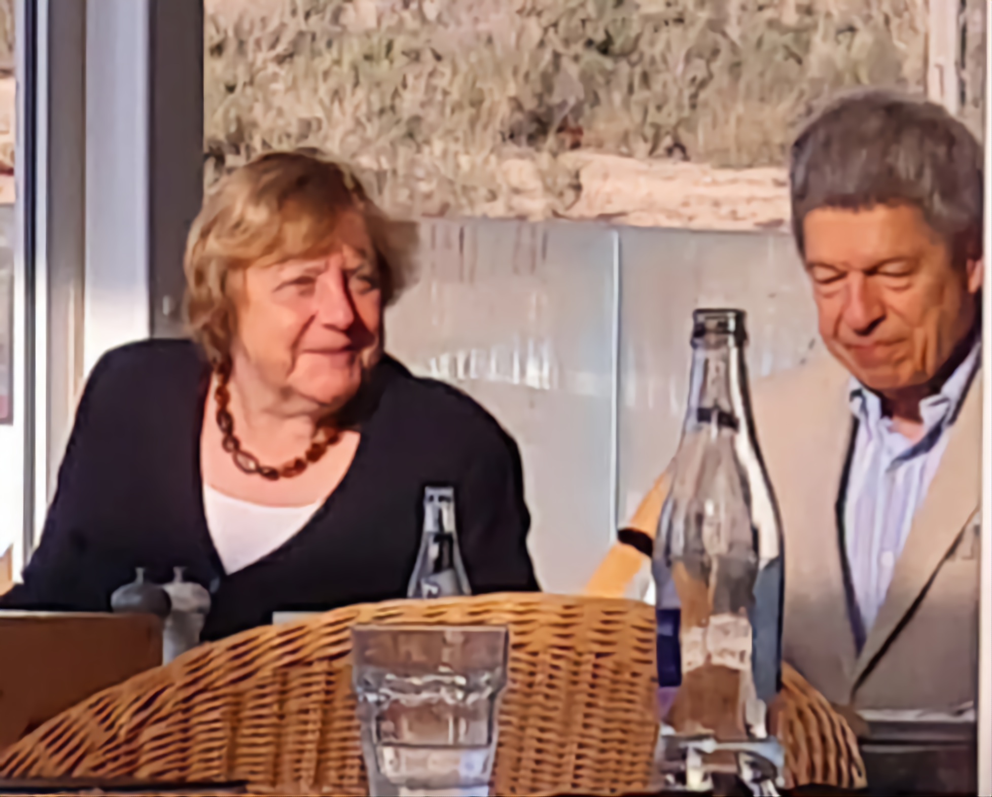 angela_df173900