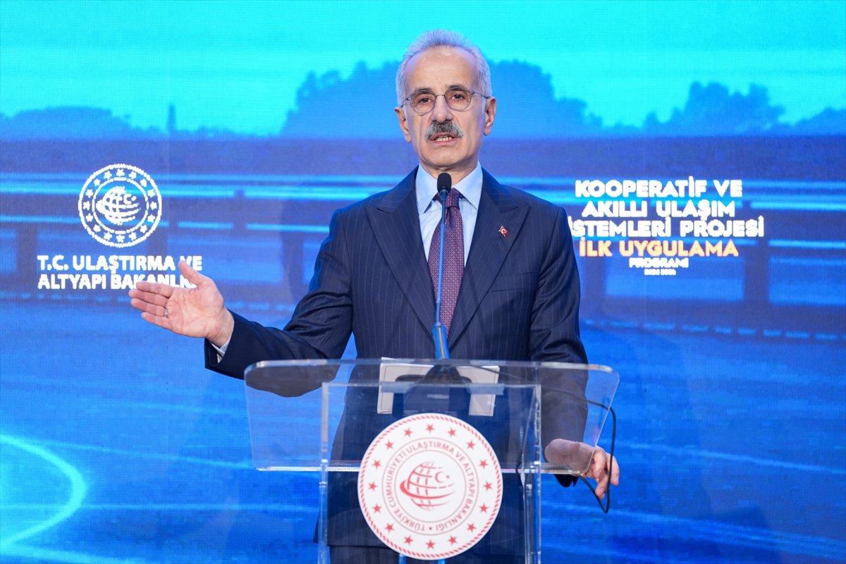 5G destekli akıllı ulaşım sisteminin ilk uygulaması İstanbul'da başlatıldı