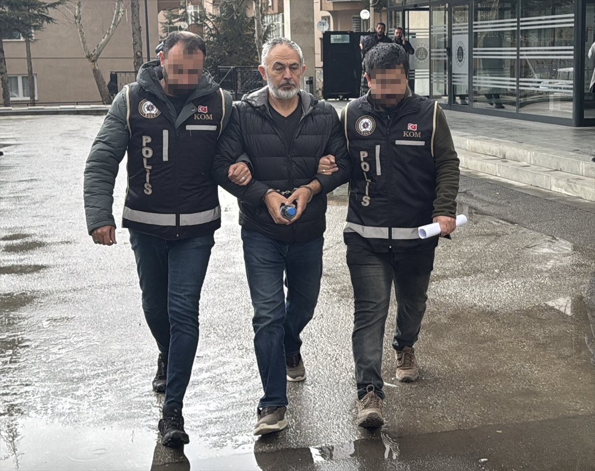 Adalet Bakanı Gürlek'in tapu kayıtlarını sorgulayan ilçe tapu müdürü tutuklandı