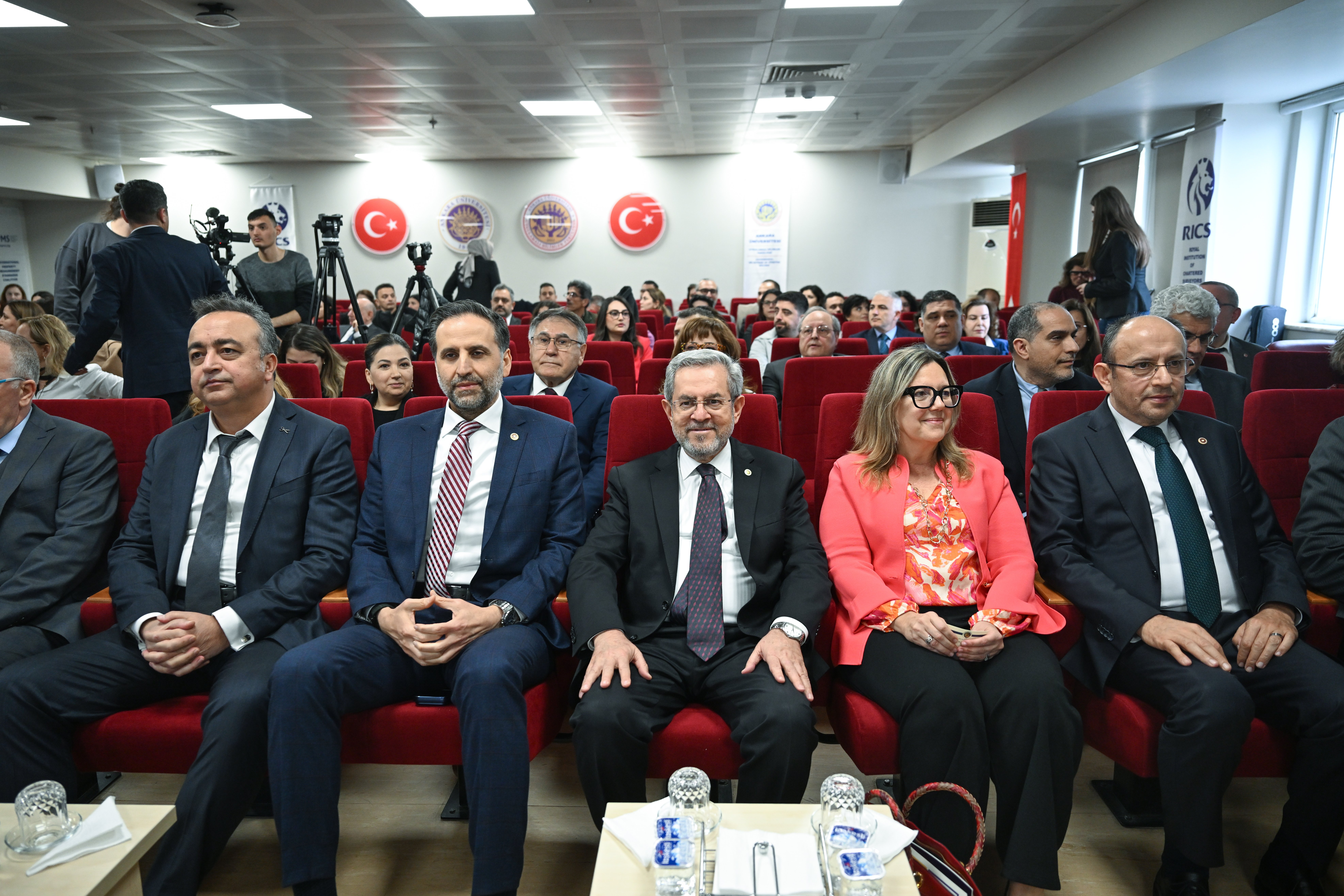 Ankara Üniversitesi 'Kıta Avrupa'sında En Çok Akredite Edilmiş Programa Sahip Üniversite' unvanı aldı