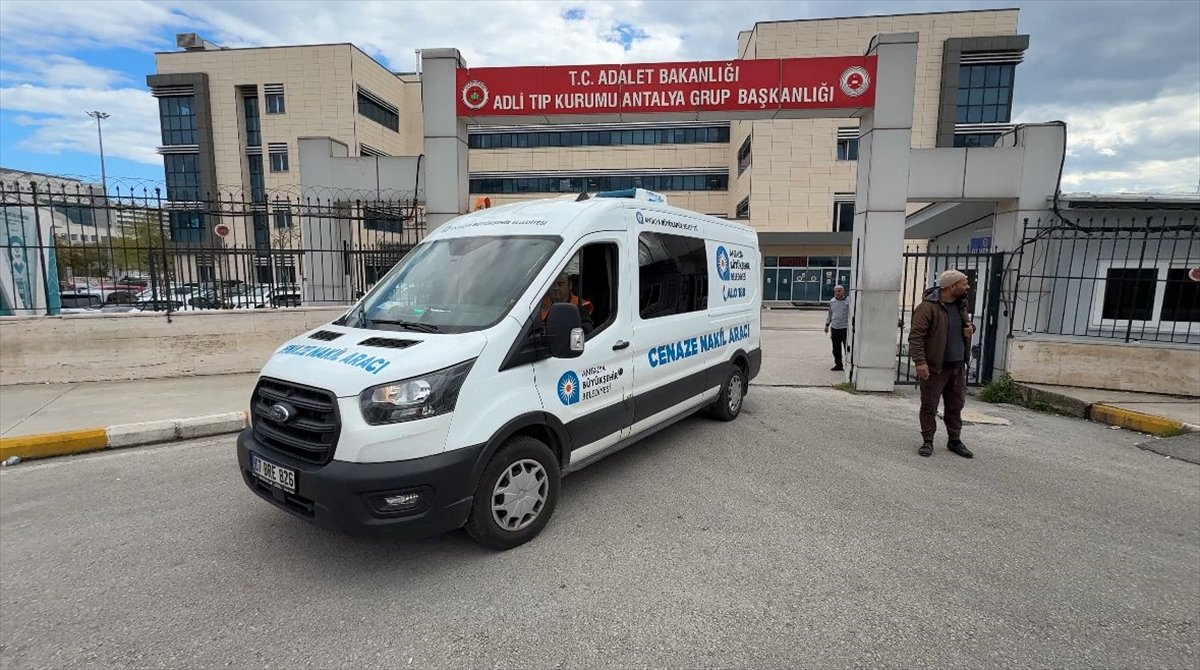 Antalya'da sera işçisi kadının ölü bulunmasına ilişkin 9 şüpheli gözaltına alındı