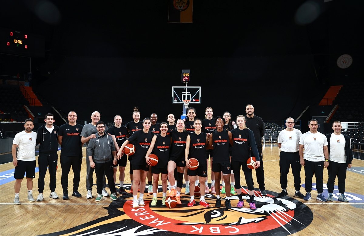 Avrupa Kupası'nda şampiyonluğa odaklanan ÇBK Mersin, finalin ilk maçında avantaj peşinde