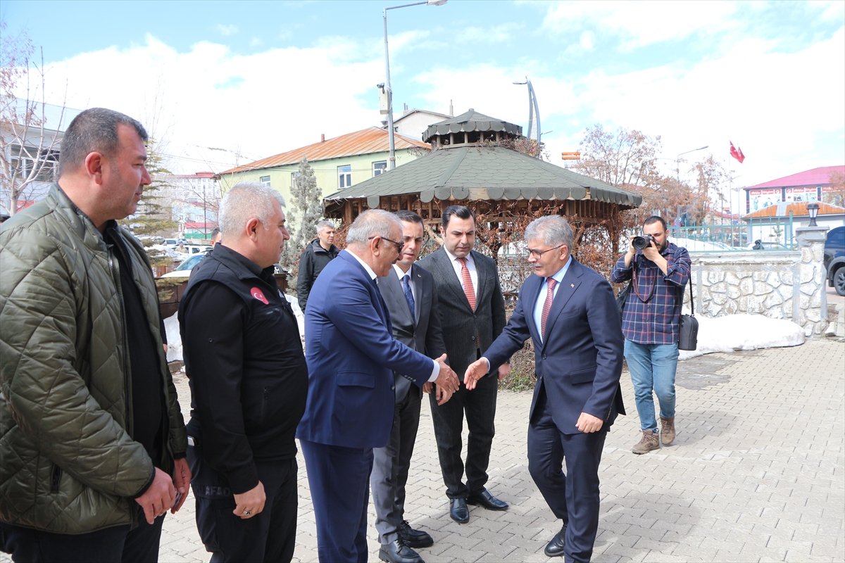 Bingöl'de 230 deprem konutu için kura çekildi