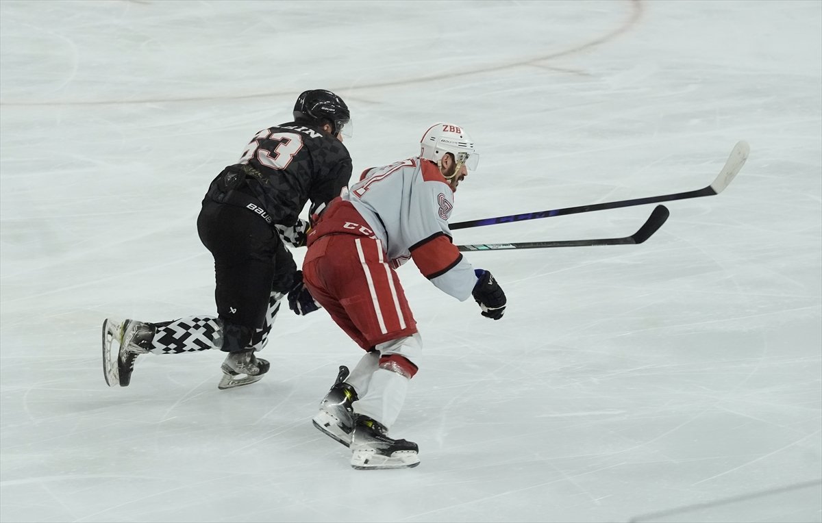 Buz Hokeyi Erkekler Süper Ligi'nde şampiyon Buzadam