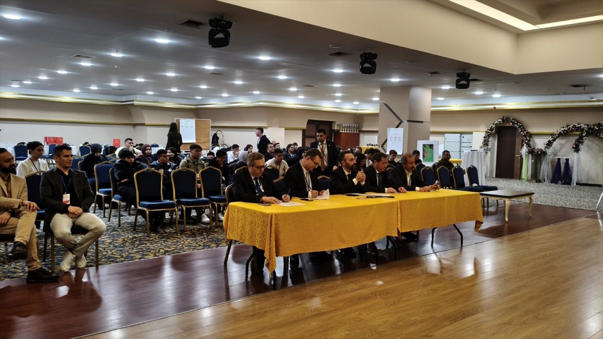 Çankırı'da 'Genç Girişimciler Proje Atölyesi' programı düzenlendi