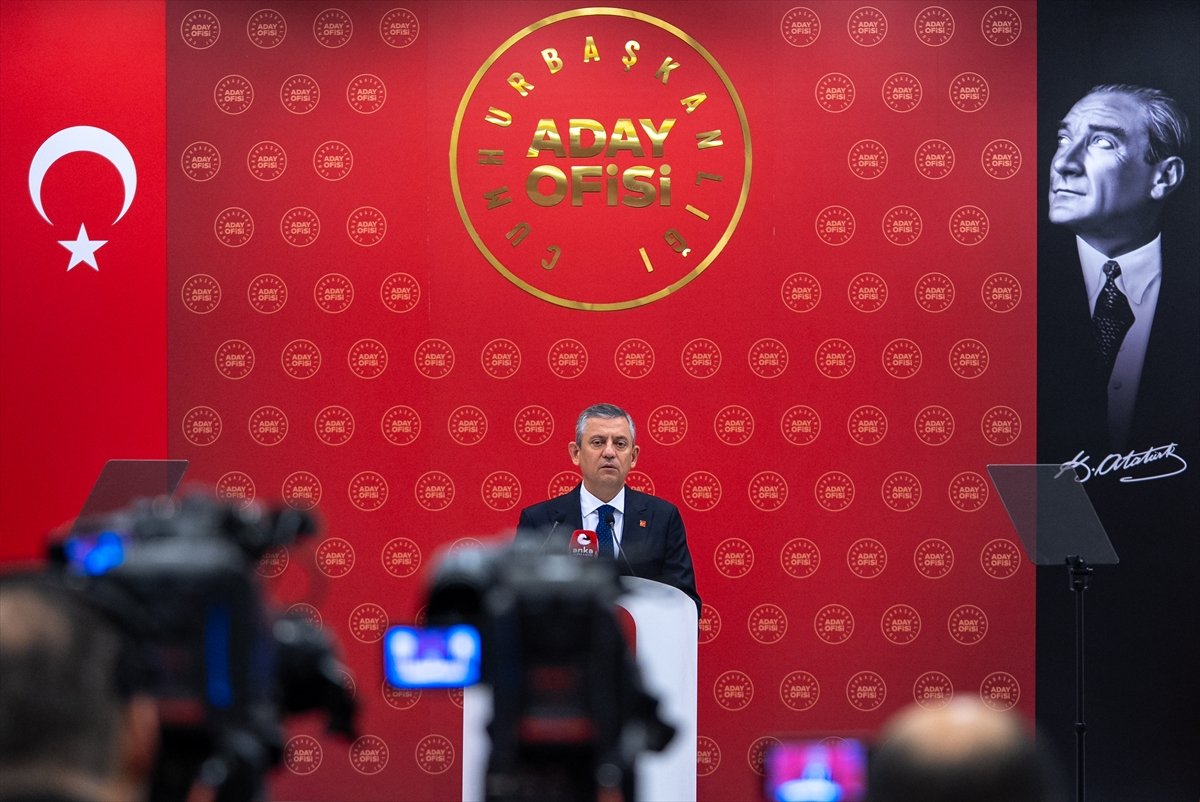 CHP Genel Başkanı Özel basın toplantısı düzenledi: