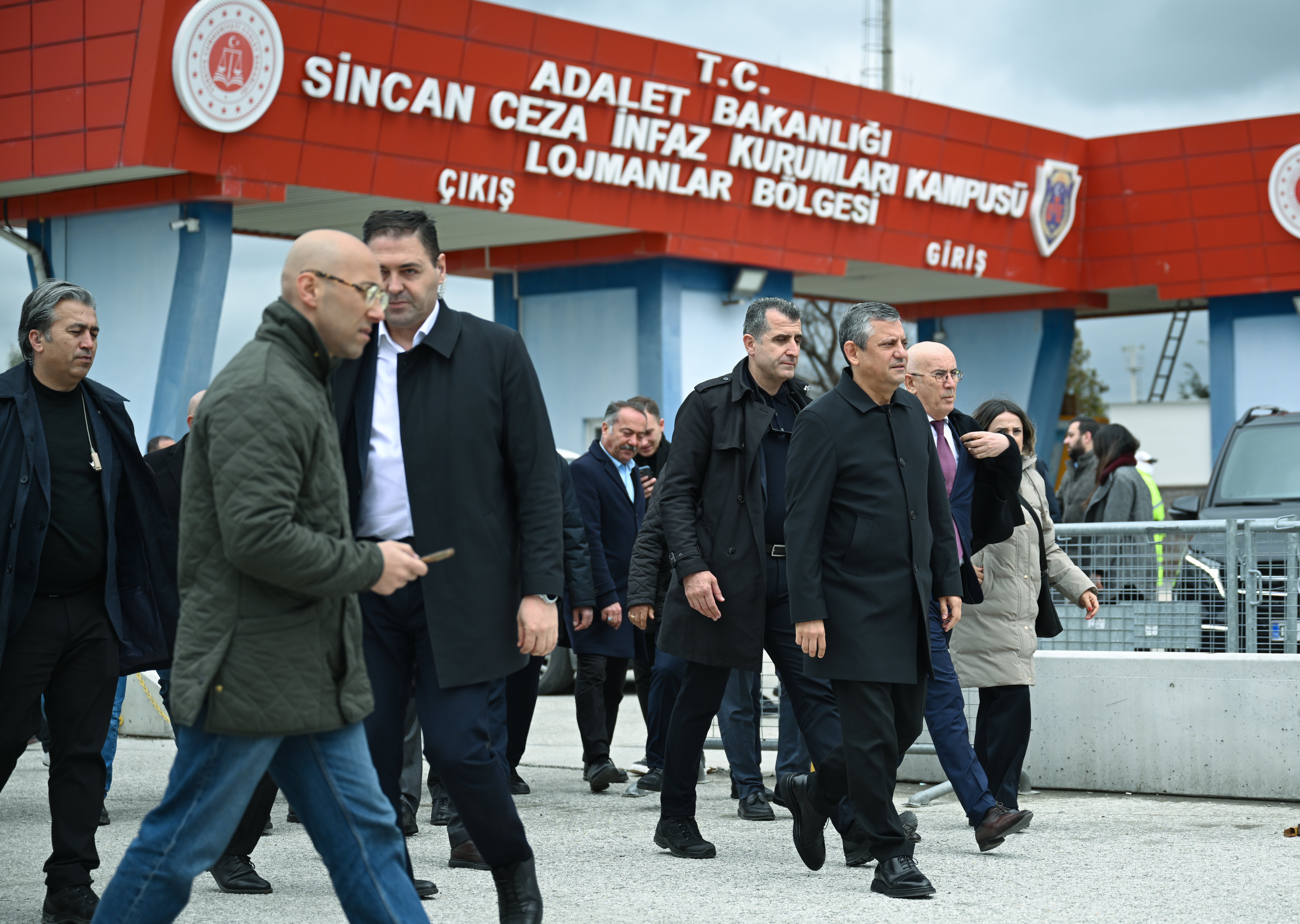 CHP Genel Başkanı Özel, Sincan Cezaevi ziyaretinin ardından konuştu: