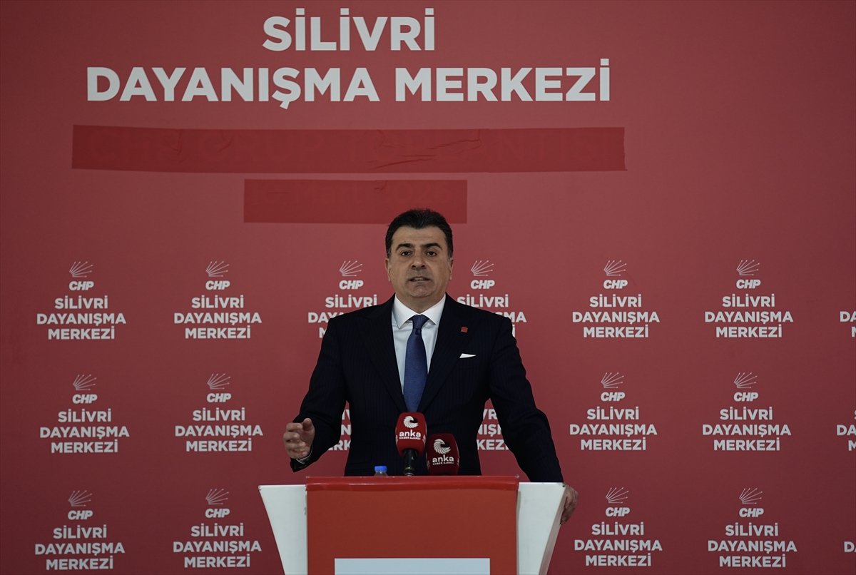 CHP Sözcüsü Emre, İstanbul'da basın toplantısı düzenledi: