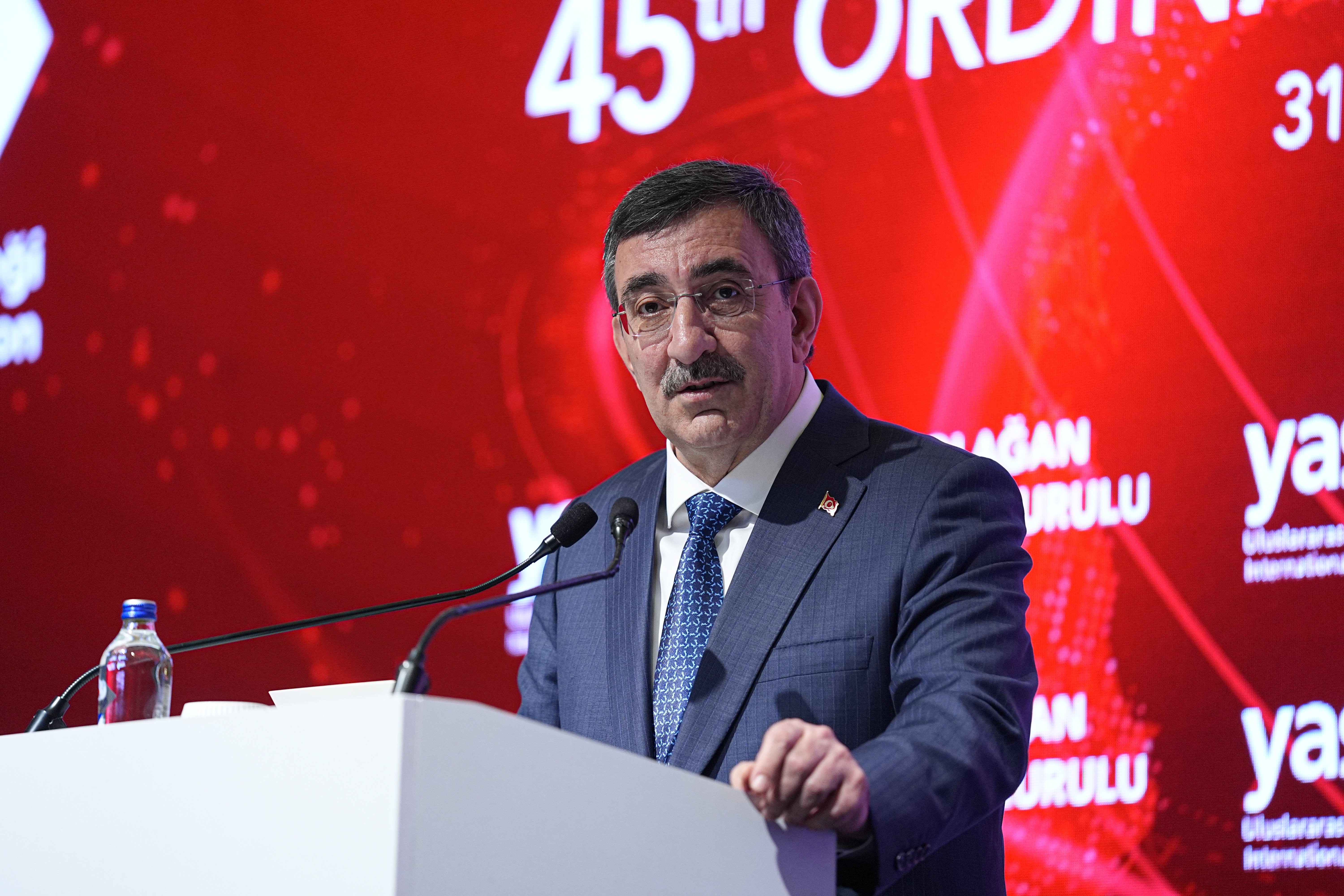 Cumhurbaşkanı Yardımcısı Yılmaz, YASED 45. Olağan Genel Kurulu'nda konuştu: