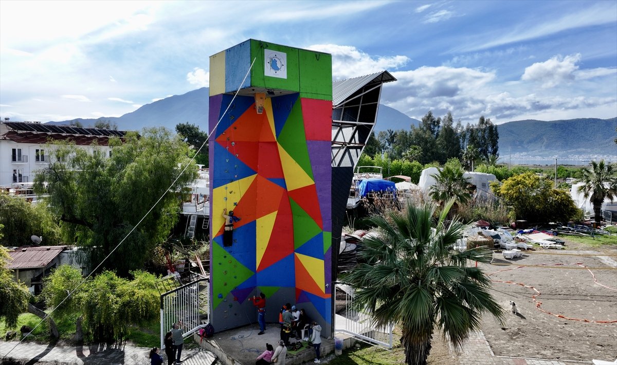 Fethiye'de görme engelliler milli forma hedefiyle tırmanıyor