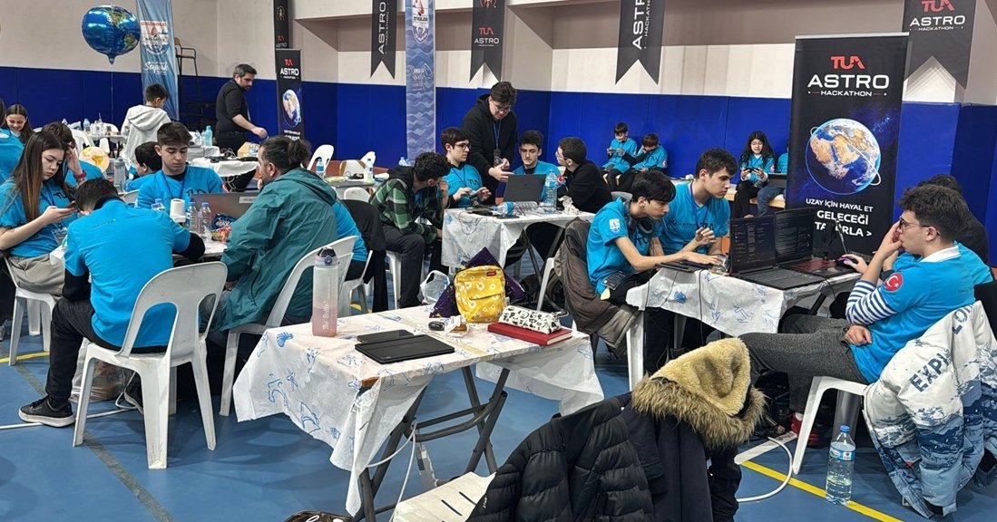 Gençleri uzayla buluşturan 'TUA Astro Hackathon' yarışması Çanakkale'de başladı