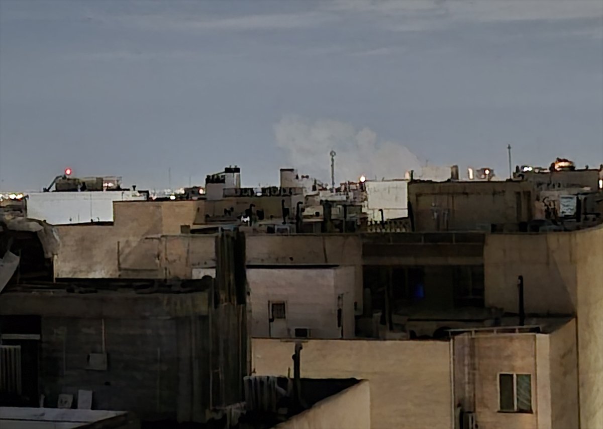 İran'ın başkenti Tahran'da patlamalar meydana geldi