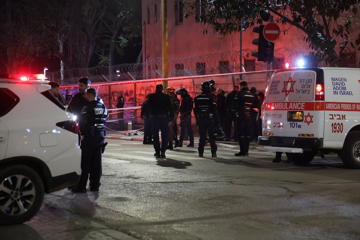 İran'ın İsrail'in merkezine düzenlediği misillemede Tel Aviv çevresinde 1 kişi öldü