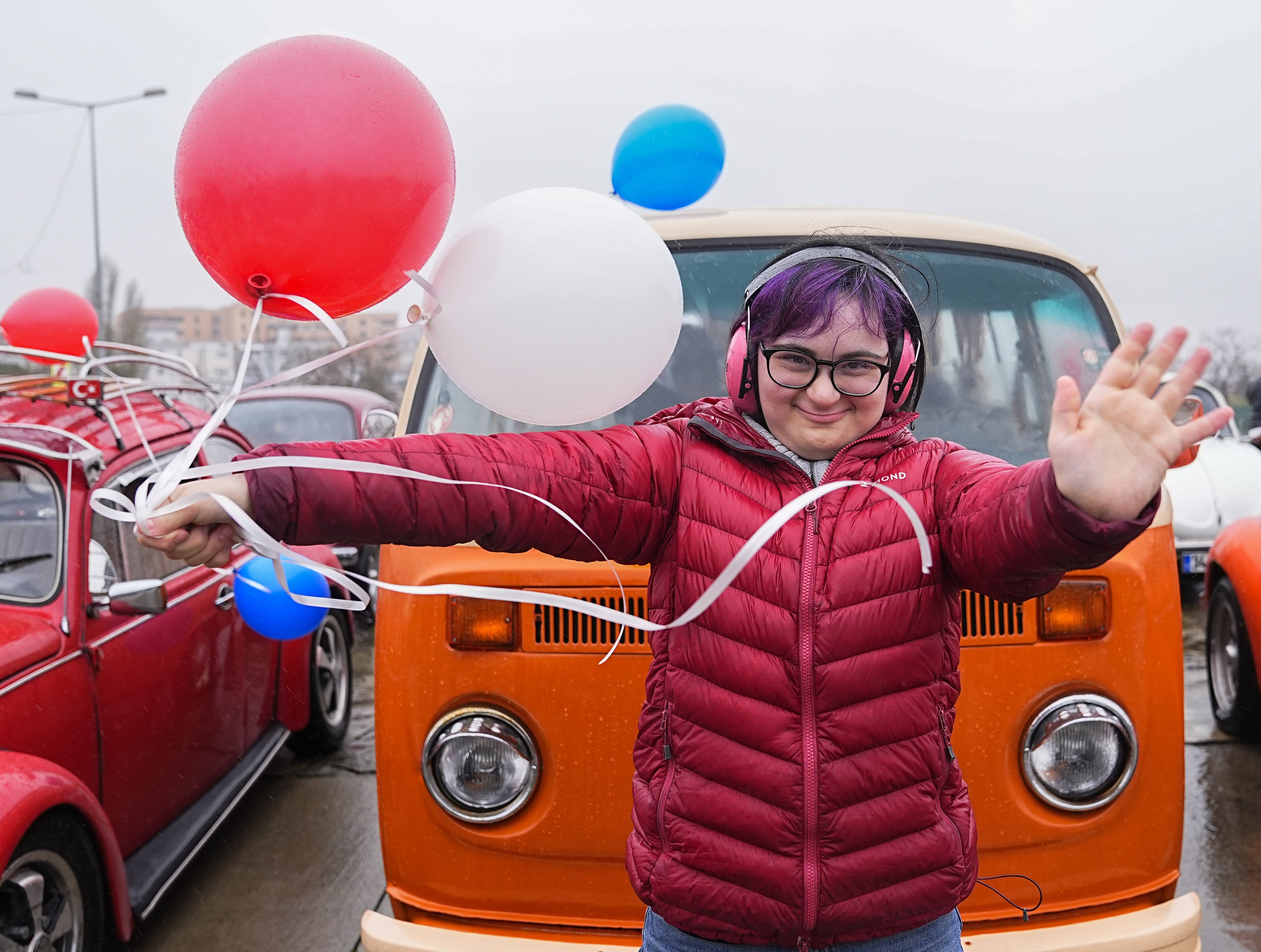 İstanbul'da down sendromlu bireyler vosvos konvoyuyla farkındalık etkinliğine katıldı