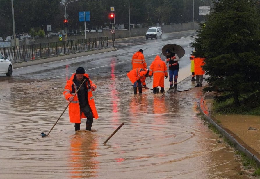 İstanbul'da sağanak etkisini sürdürüyor