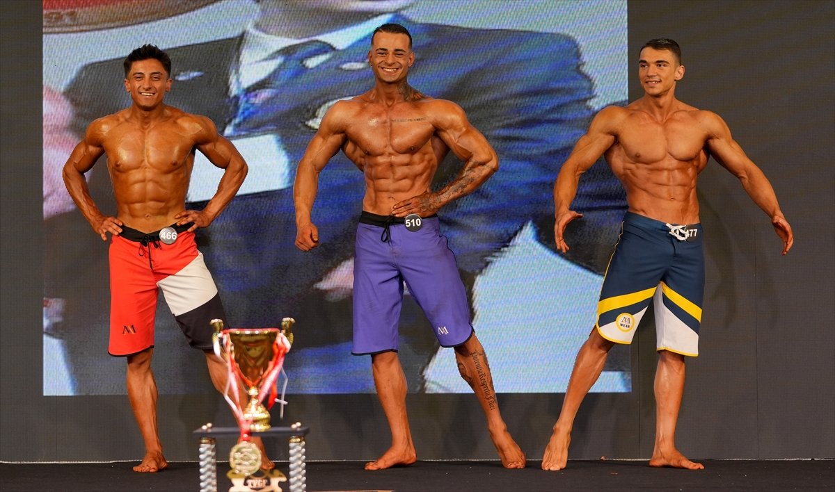 İstanbul'da Vücut Geliştirme-Fitness şampiyonaları için milli takım seçmeleri heyecanı yaşandı