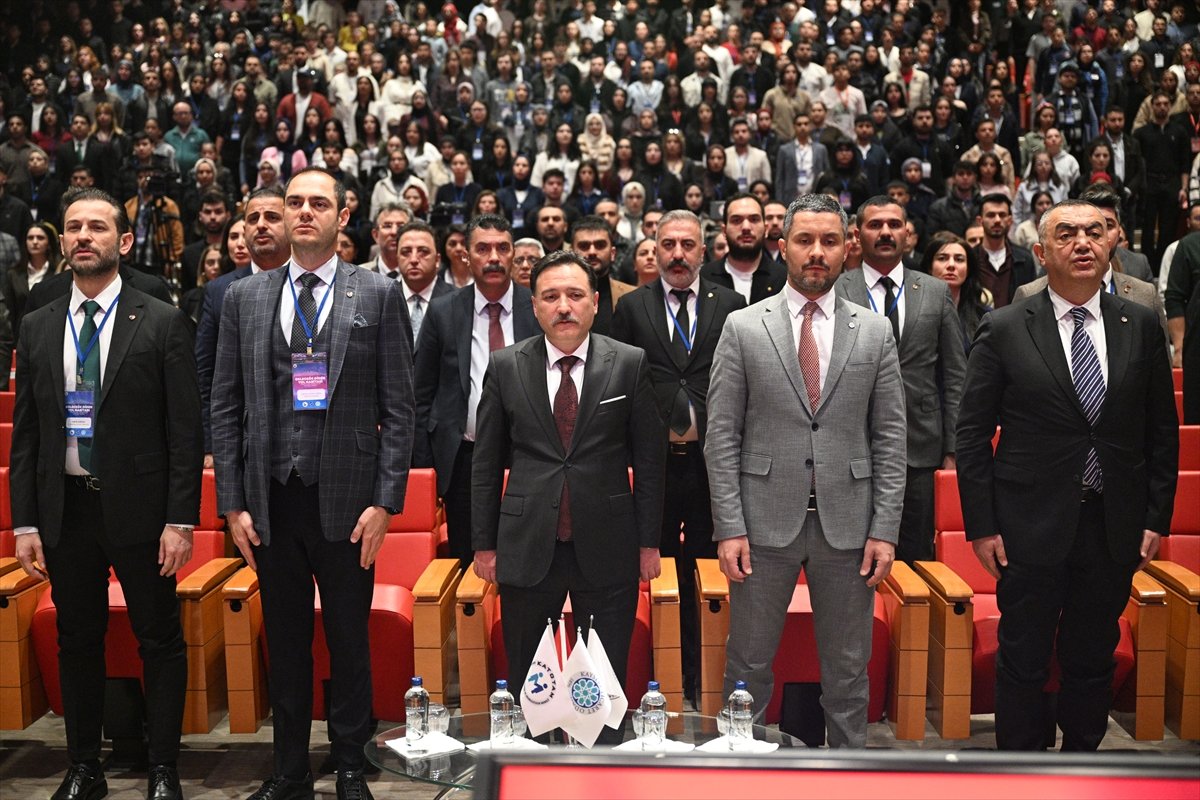 Kayseri'de gençlere girişimciliğin yol haritası anlatıldı