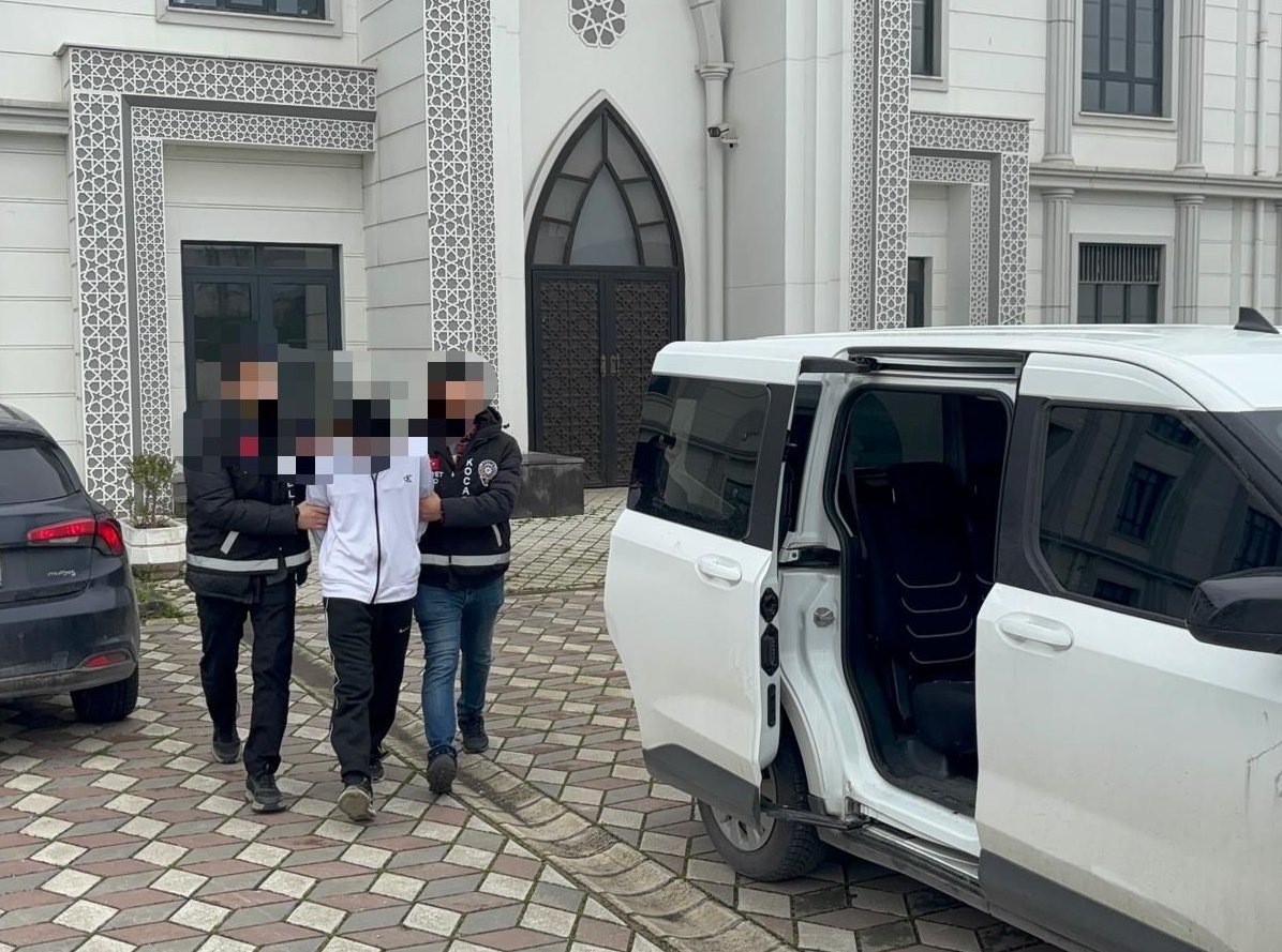 Kocaeli'de bir genci bıçaklayarak öldüren zanlı tutuklandı