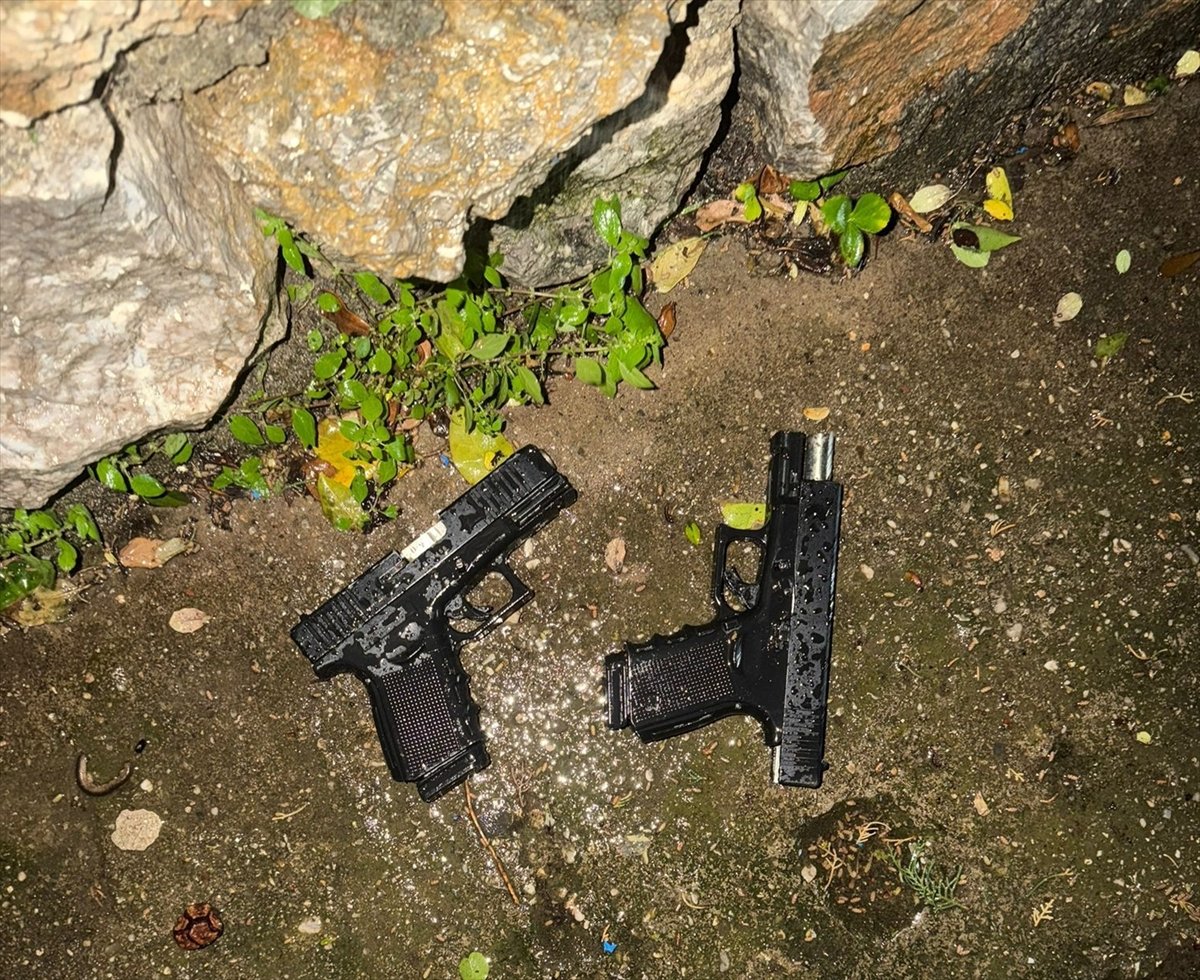 Marmaris'te restorana silahlı saldırı düzenleyen 2 şüpheli yakalandı