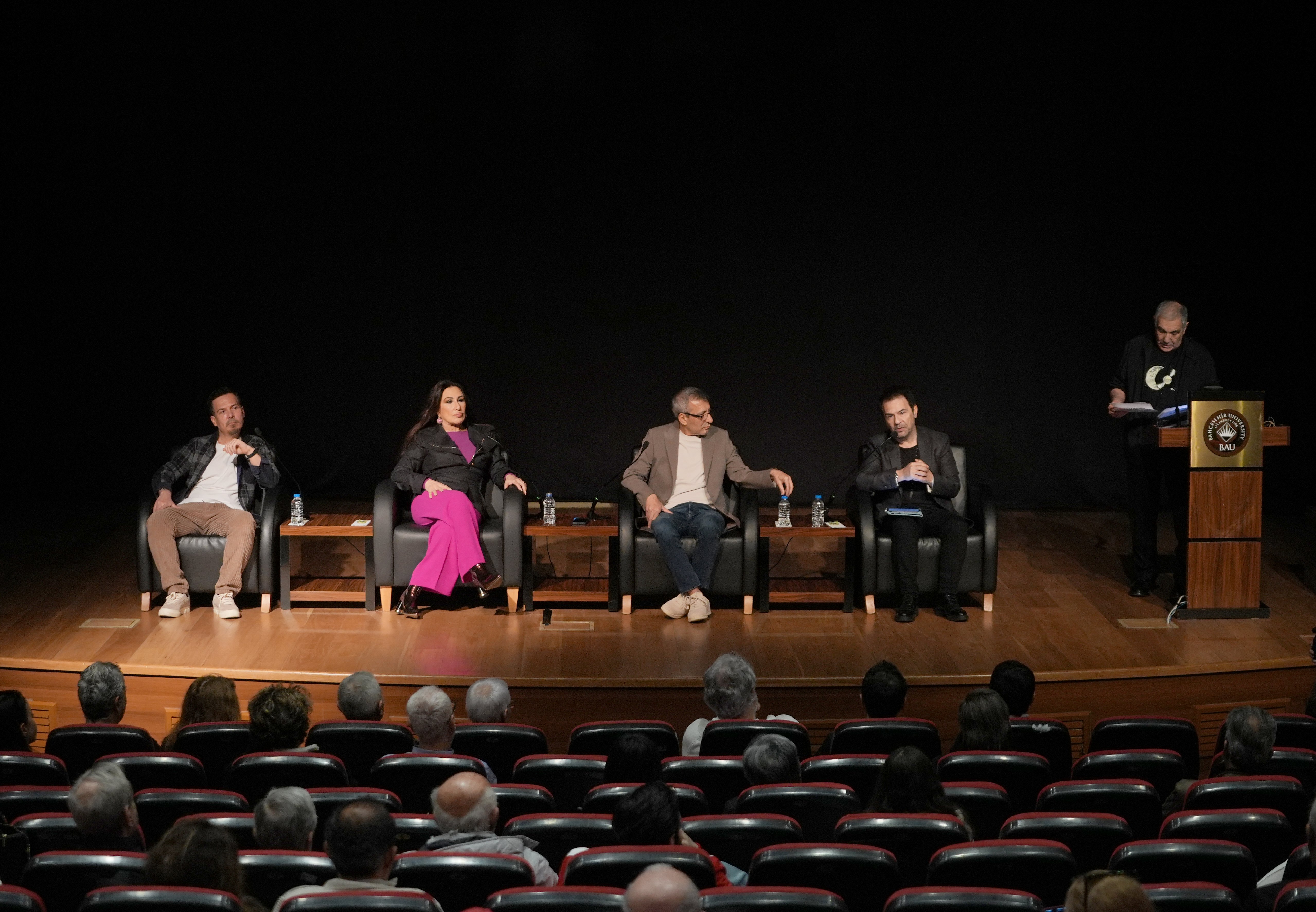 Popüler müziğin yolculuğu, İstanbul'da masaya yatırıldı