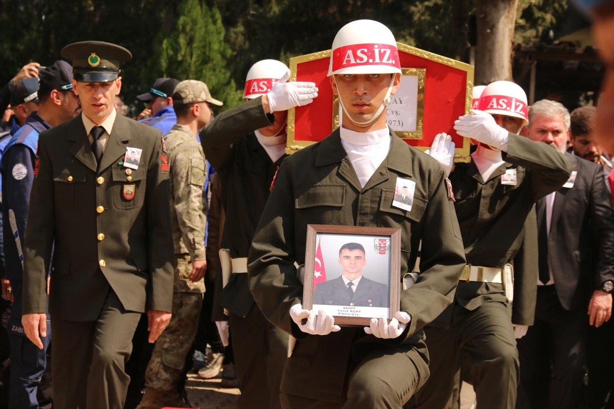 Şehit Piyade Uzman Çavuş Yusuf Açay'ın cenazesi memleketi Hatay'da defnedildi