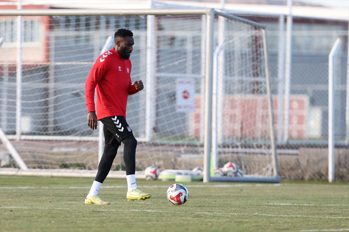 Sivasspor, Esenler Erokspor maçının hazırlıklarını sürdürdü