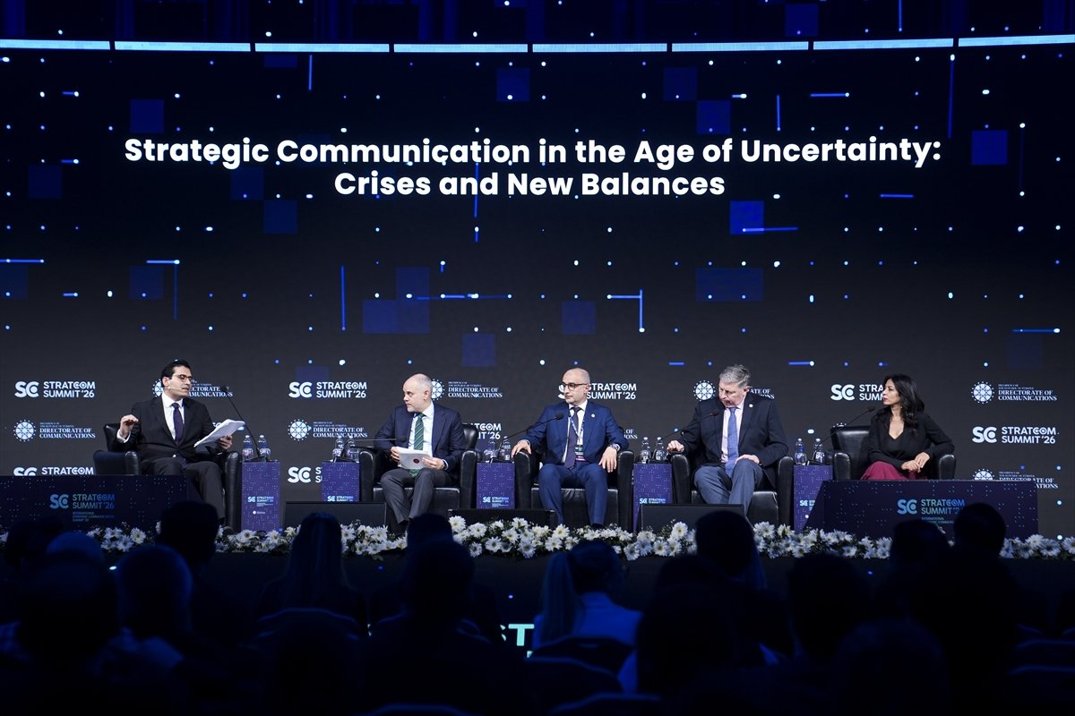 STRATCOM Zirvesi'nde 'Belirsizlik Çağında Stratejik İletişim: Krizler ve Yeni Dengeler' paneli düzenlendi