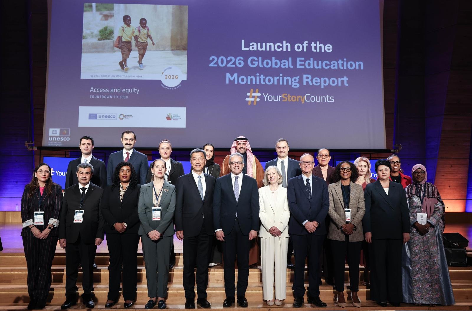 UNESCO'nun Paris'teki toplantısında Türkiye'nin eğitimdeki başarıları örnek gösterildi