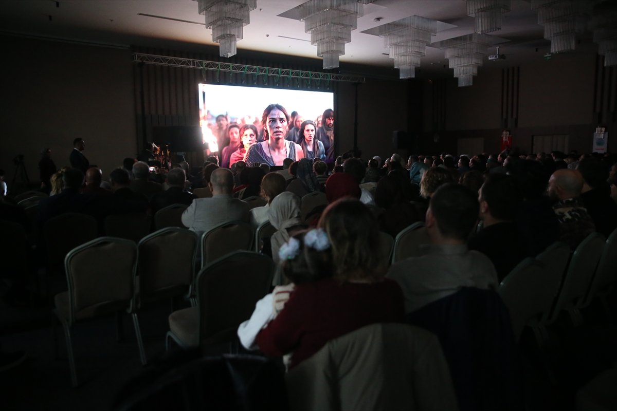 '7 kemerli bir zaman geçidi: Taşköprü' filminin Kastamonu galası yapıldı
