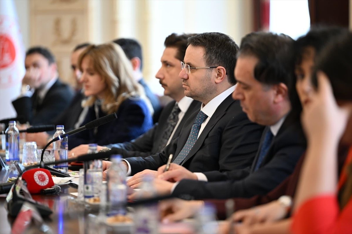 Adalet Bakanı Gürlek, Hollanda Adalet ve Güvenlik Bakanı Van Weel ile görüştü: