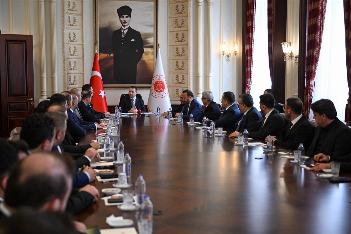 Adalet Bakanı Gürlek, Nevşehirli iş insanlarını kabul etti