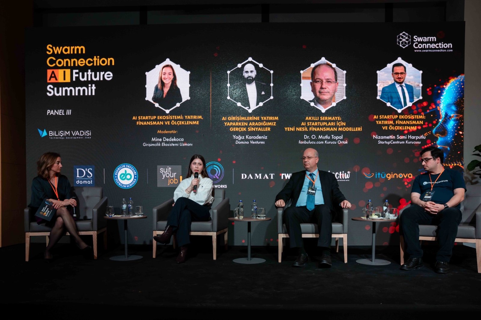 AI Future Summit yapay zeka alanındaki girişimcileri ve yatırımcıları bir araya getirdi