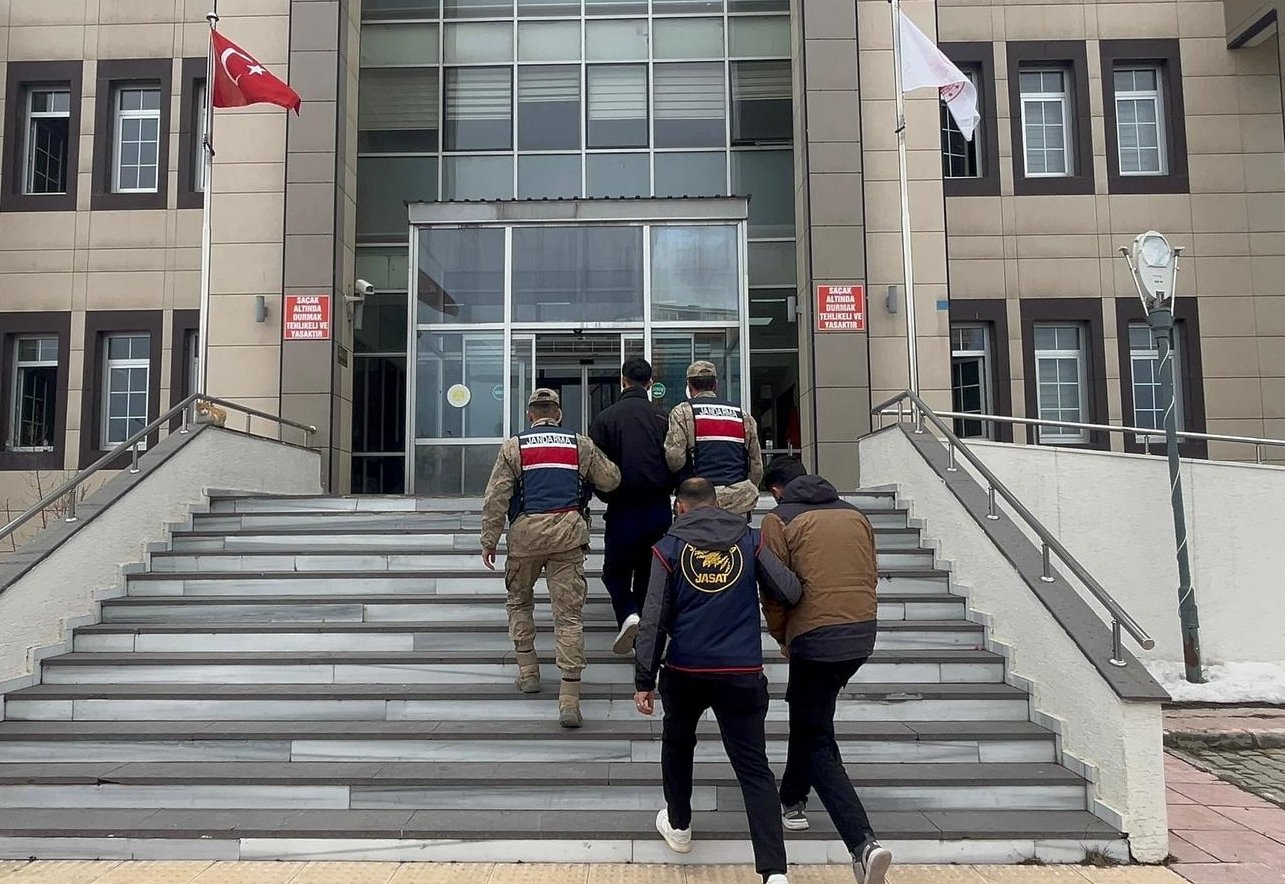 Bitlis'te 3 ayda 88 düzensiz göçmen yakalandı