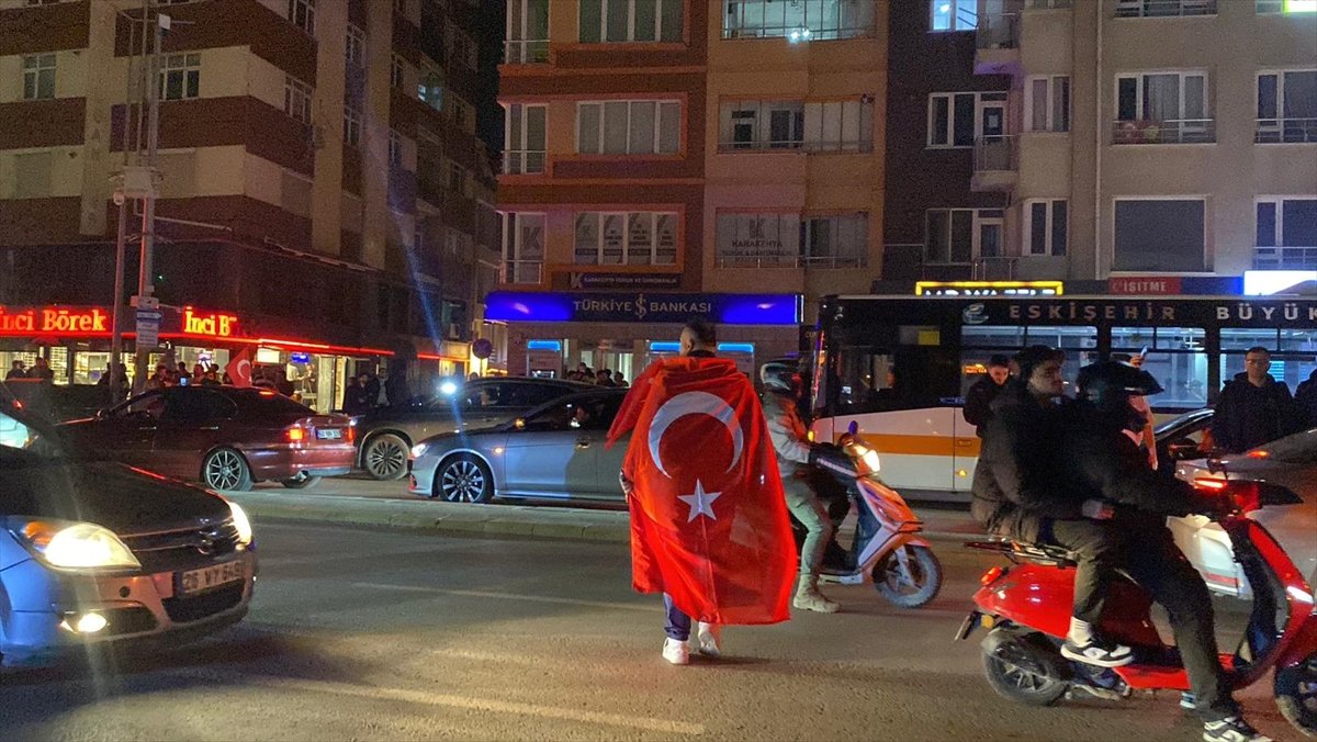 Bursa ve çevre illerde A Milli Futbol Takımı'nın Dünya Kupası'na katılması kutlanıyor