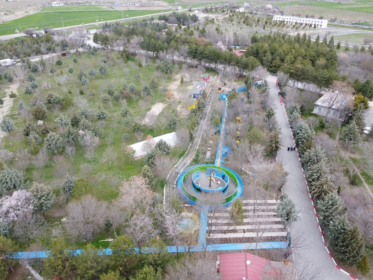 Elazığ'da 'İleri Dönüşüm Odaklı Atla Terapi ve Duyu Bütünleme Kampüsü' açıldı