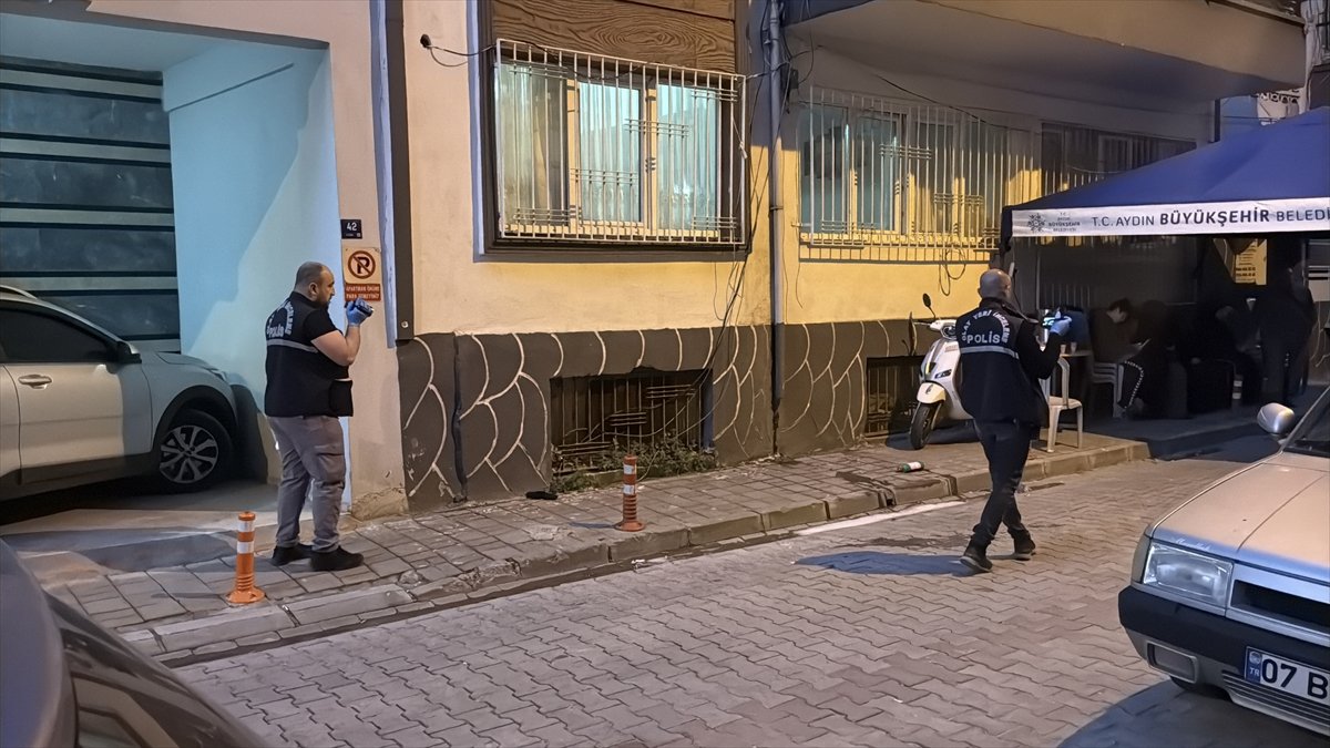 GÜNCELLEME - Aydın'da apartmanın 5. kat penceresinden düşen kadın hastanede hayatını kaybetti