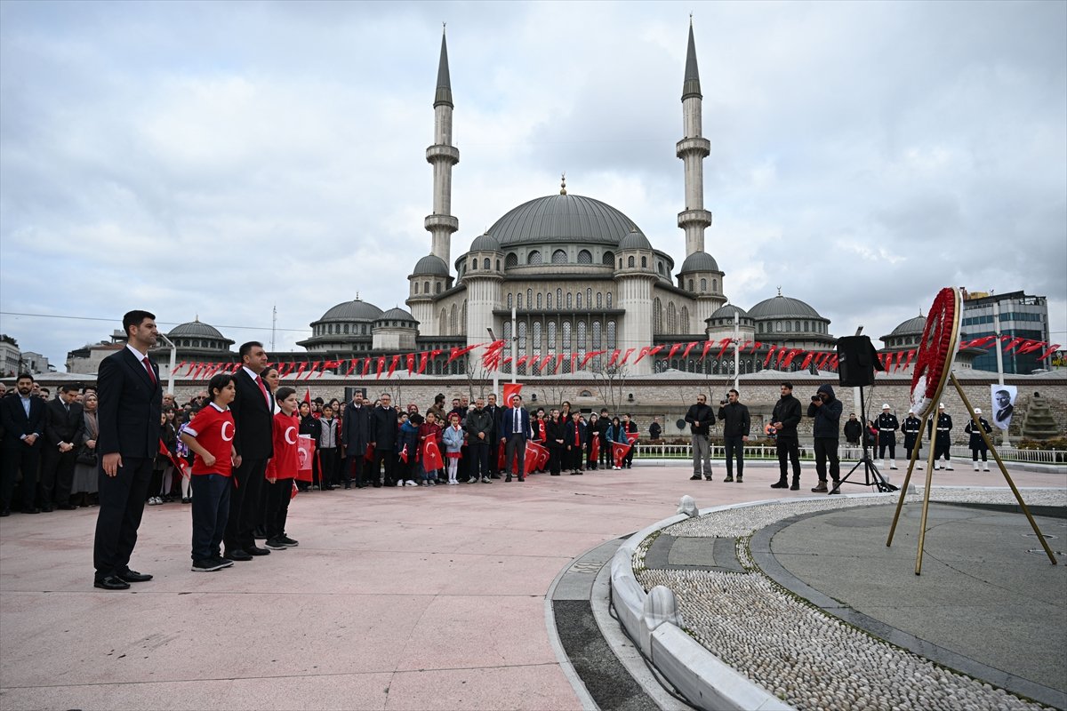 İstanbul'da 23 Nisan Ulusal Egemenlik ve Çocuk Bayramı kutlanıyor
