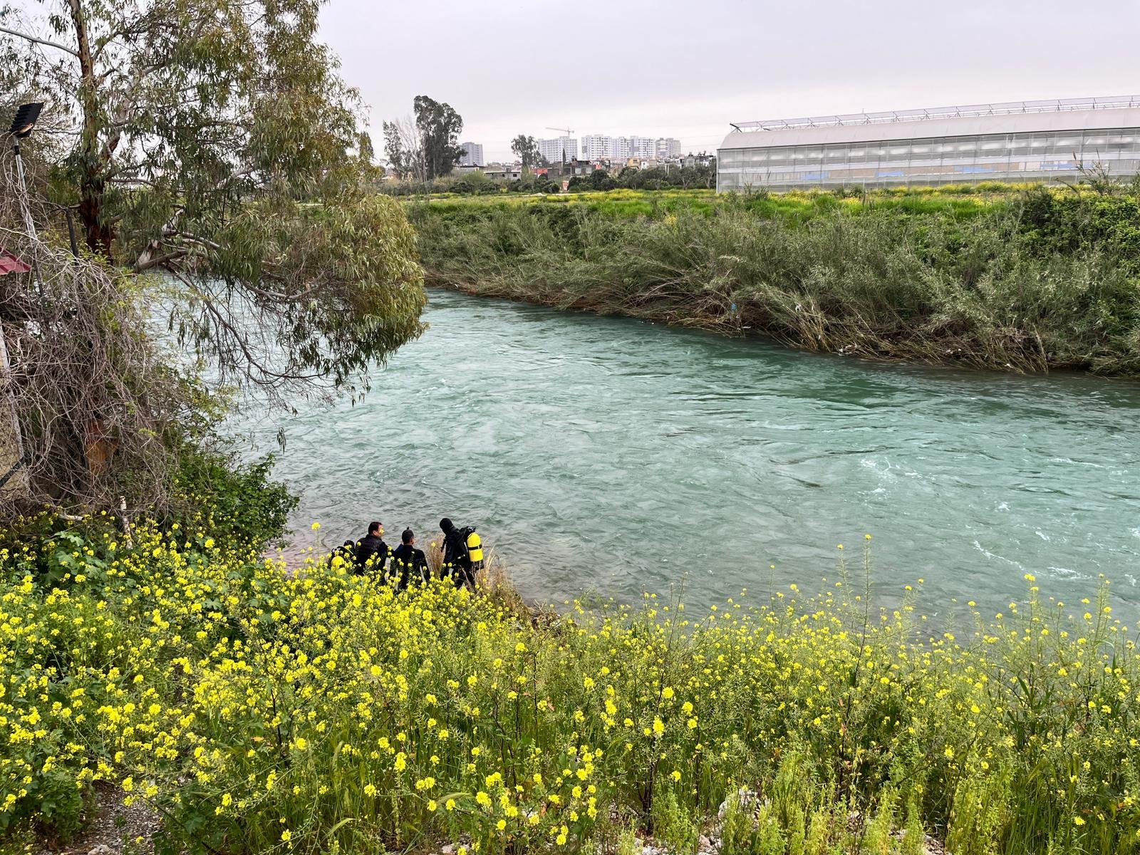 Mersin'de şelaleye girdikten sonra kaybolan genç aranıyor