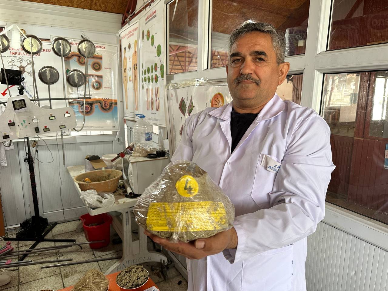 Öğrenciler meyvelerin daha uzun süre taze kalması için doğal kap tasarladı