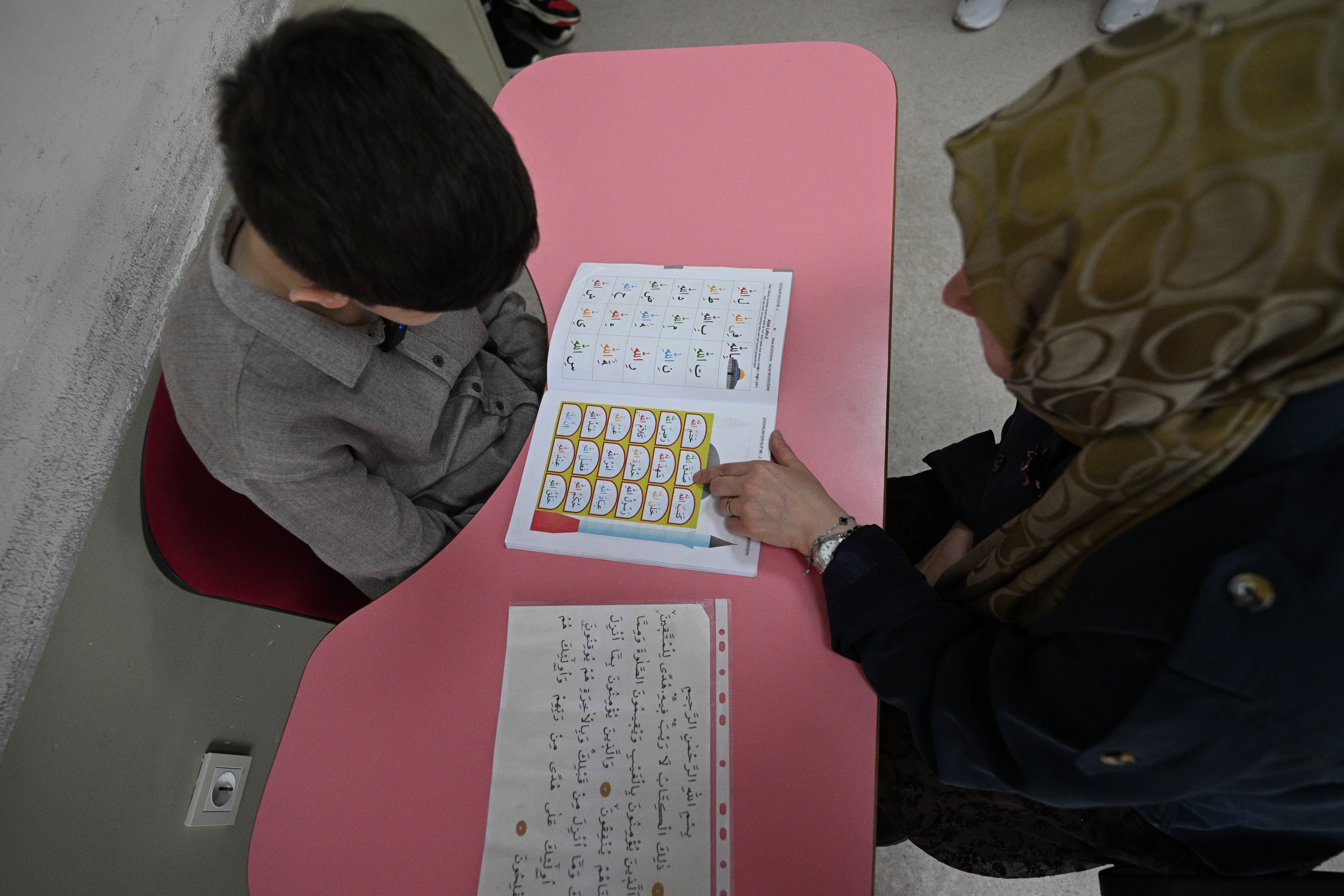 Otizmli Sevban azmiyle 1 yılda Kur'an-ı Kerim okumayı öğrendi