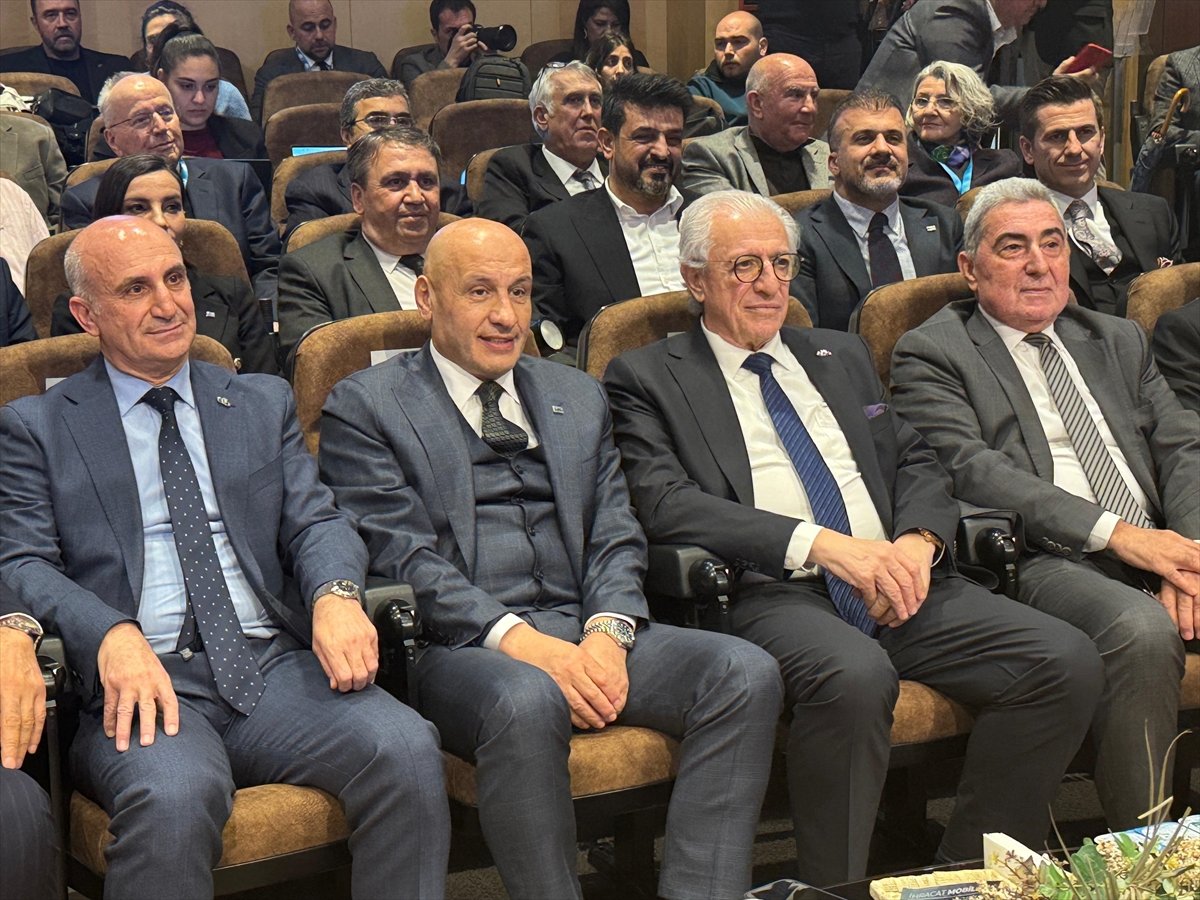 TİM Başkanı Gültepe, İzmir'de 'İhracatın Yıldızları Ödül Töreni'nde konuştu: