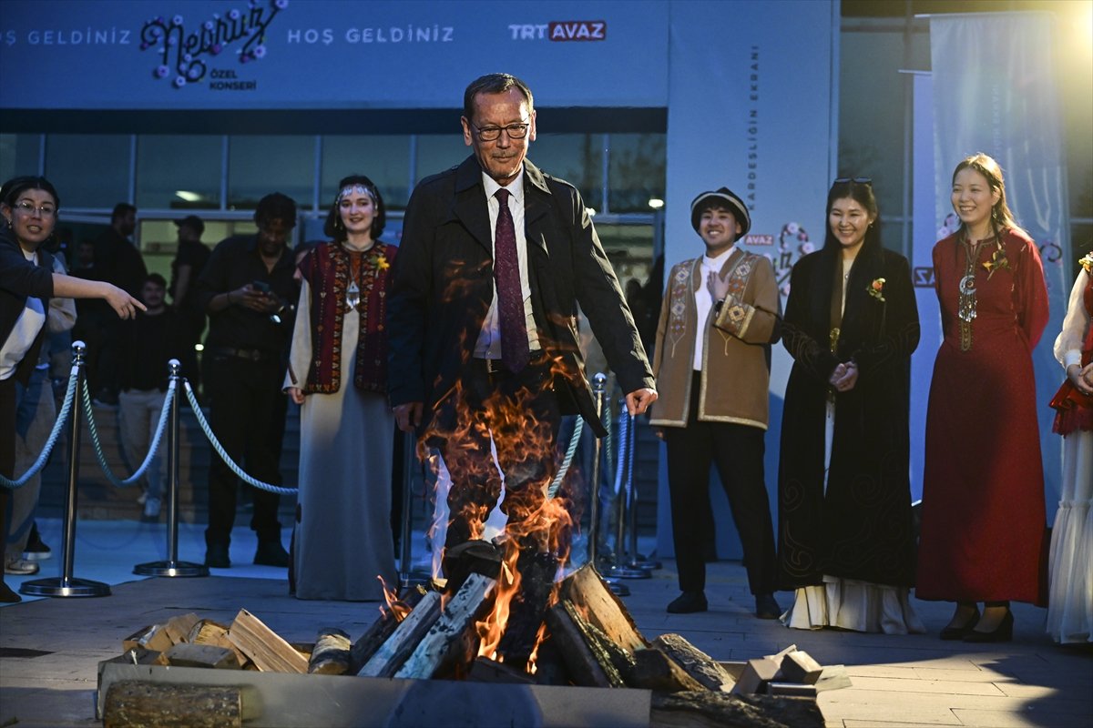 TRT Avaz'ın kuruluşunun 17. yılı ve Nevruz Bayramı dolayısıyla konser düzenlendi