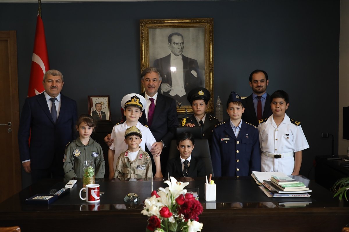 Tunus'ta 23 Nisan Ulusal Egemenlik ve Çocuk Bayramı kutlandı