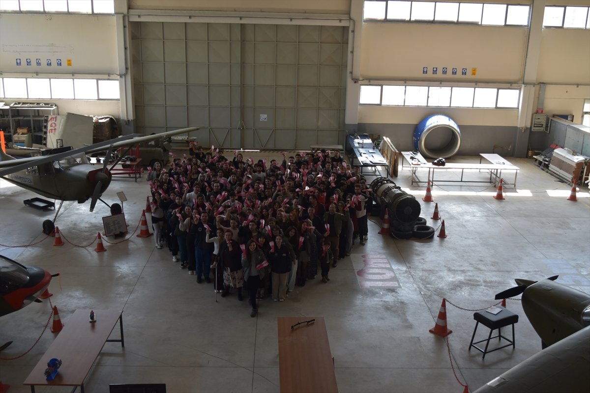 Türk kadınlarının havacılıktaki başarısı uluslararası ödüllerle taçlandı