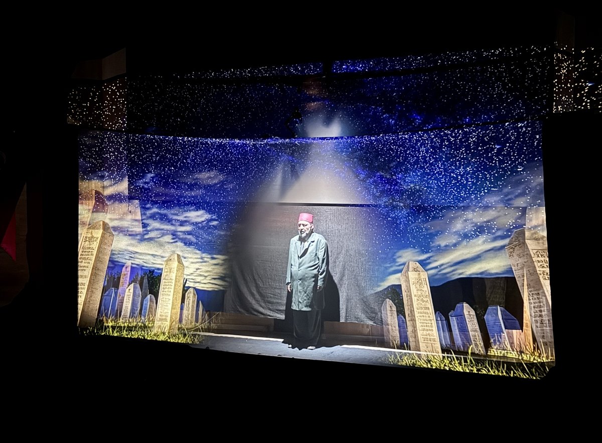 Türkiye turnesindeki 'Firavunla Yüz Yüze' tiyatro oyunu, Kırşehir'de sahnelendi