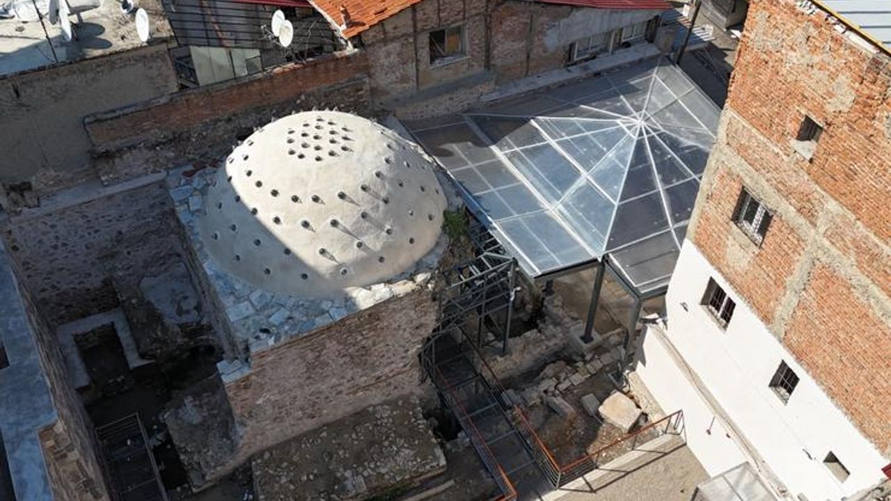 Tarihi hamam günümüzle buluşuyor