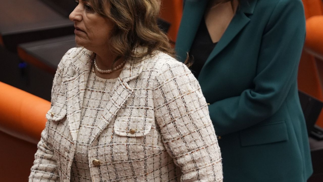 Mecliste yoğun geçen bütçe maratonu sona erdi