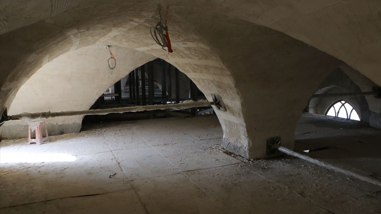 6 ŞUBAT DEPREMLERİNİN ÜÇÜNCÜ YILI - Kilis'te depremde zarar gören tarihi yapıların restorasyonu sürüyor