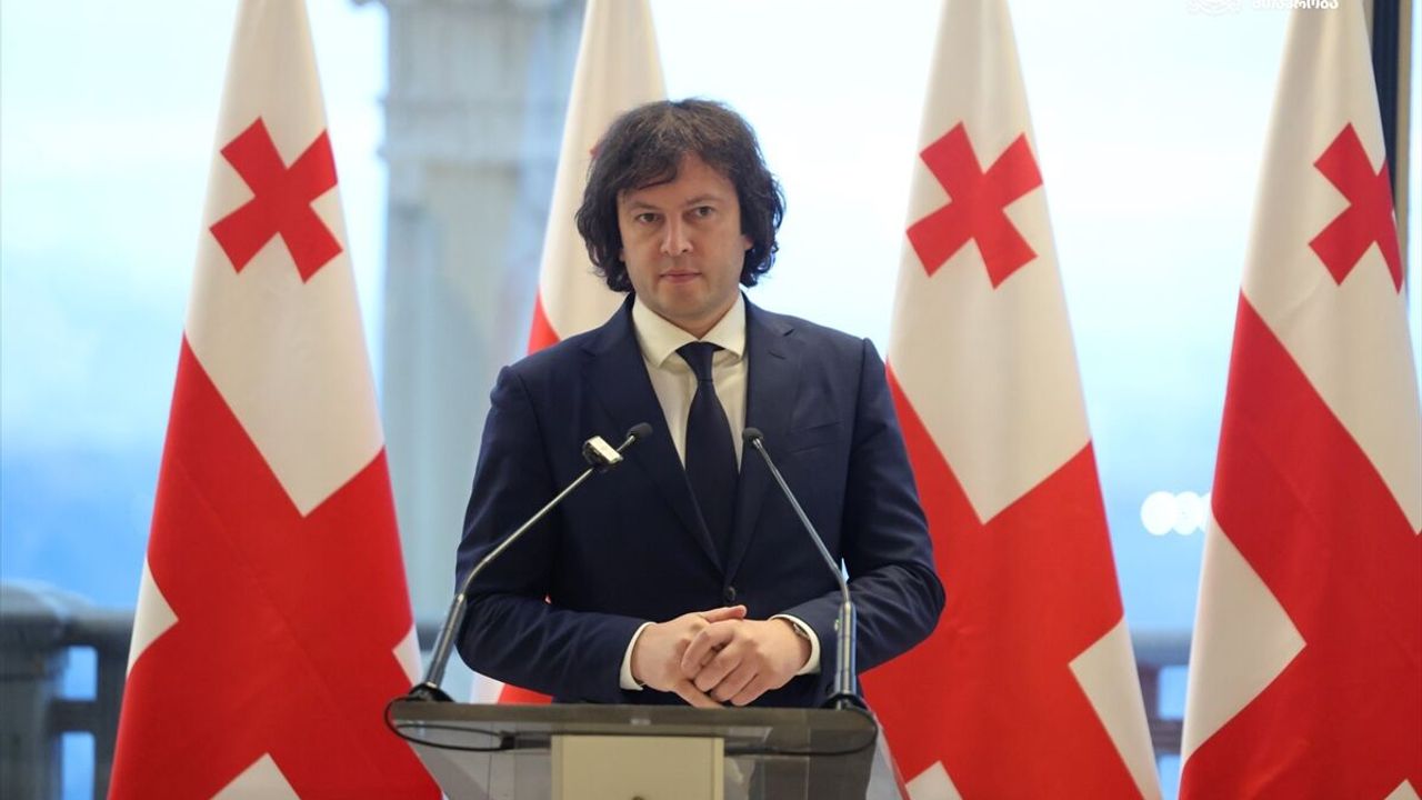 Gürcistan Başbakanı Kobakhidze, Tiflis'te iftar programı düzenledi