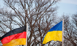 Almanya, Ukrayna'ya Askeri Yardımı Artırmayı Planlıyor
